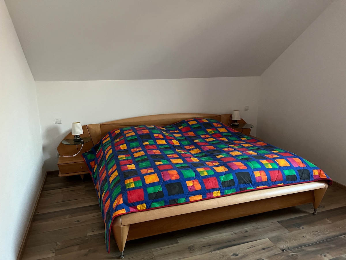 Bedroom 1 double bedroom (master bedroom) in DHH with daily window in the gable 