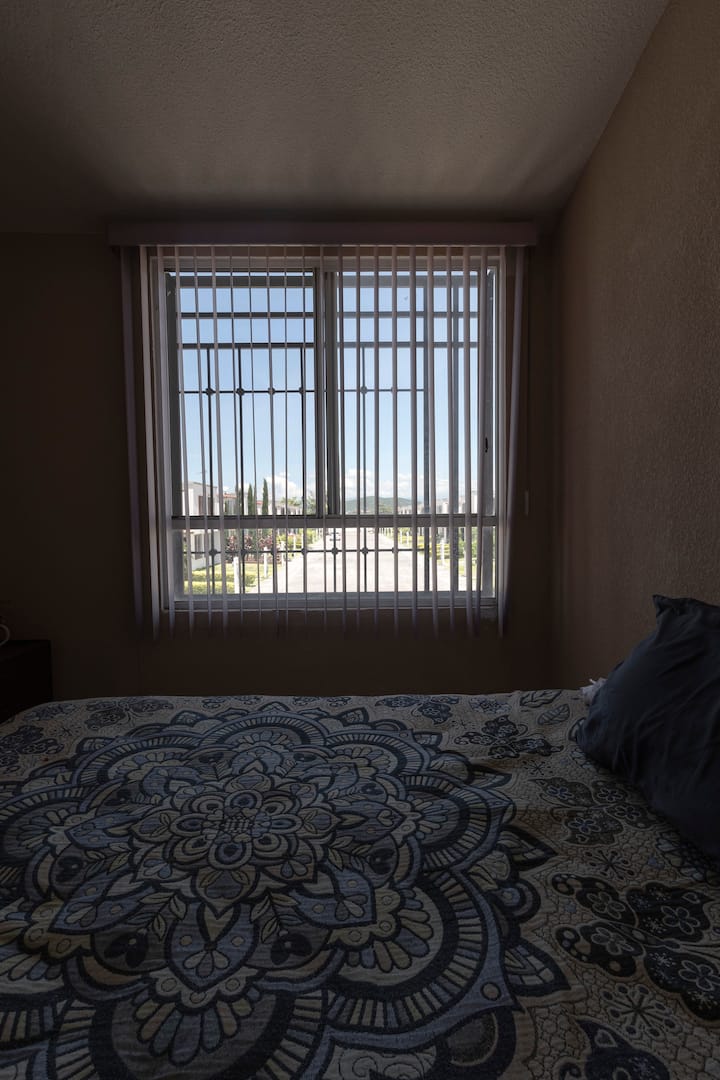 غرفة النوم 1