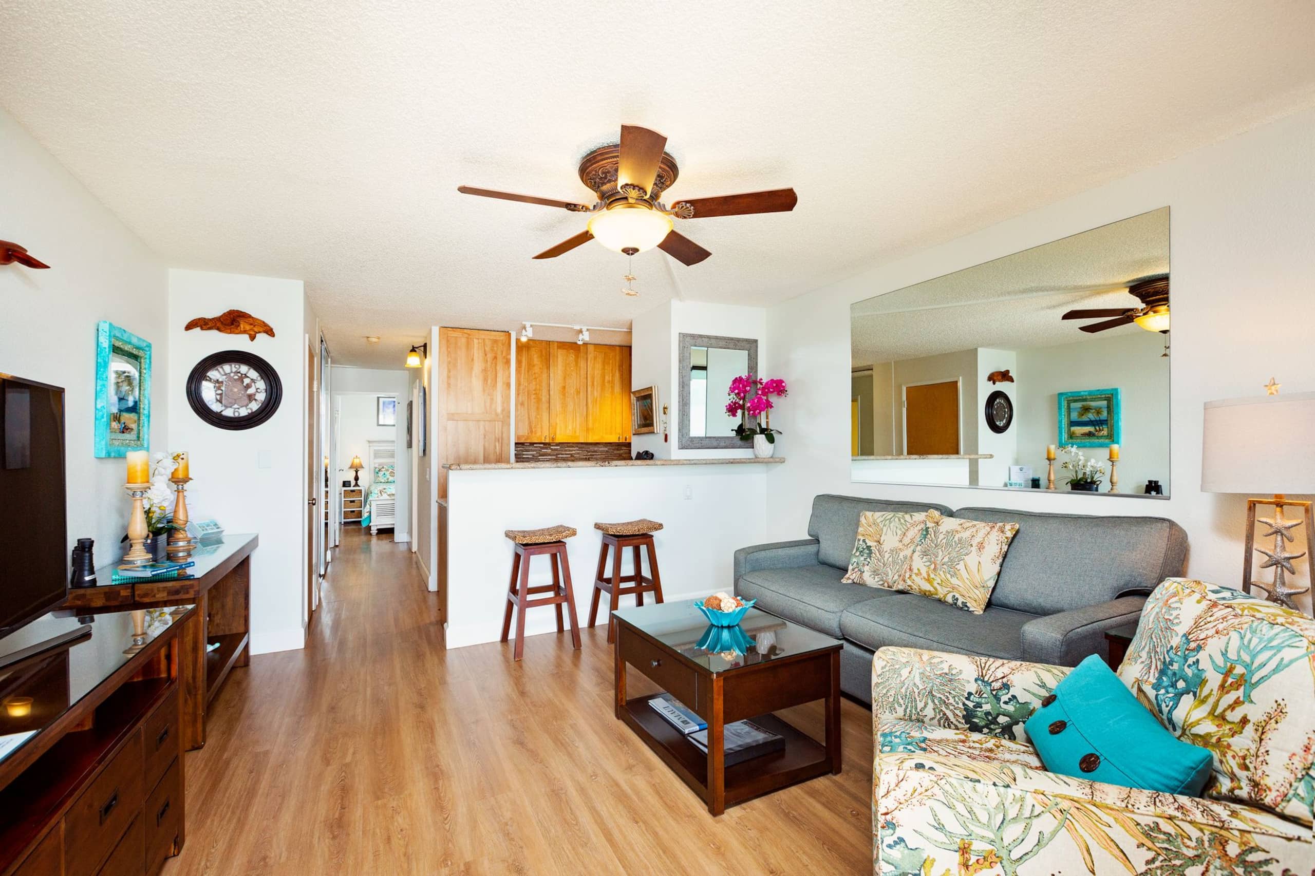 Condo in Maalaea · ★4.96 · 1 bedroom · 1 bed · 1 bath - Image 2