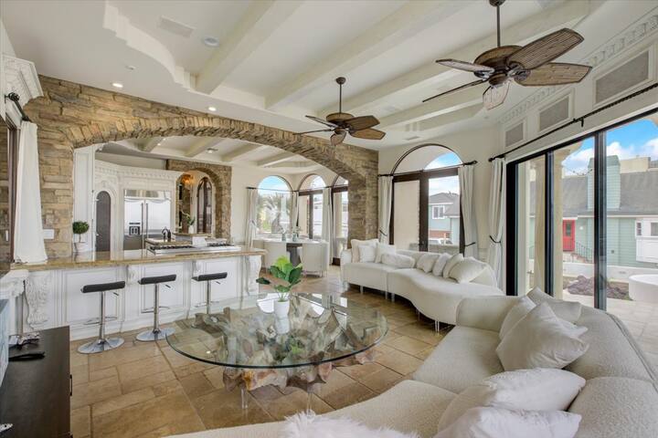 Hermosa Beach Strand Mansion gallery image 3