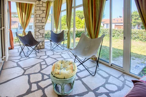 villa 300 m from beach, quiet, space, 11 beds