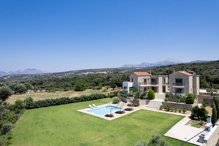 Villa Litinas -A 2,500sqm Escape Amid Olive Groves gallery image 2