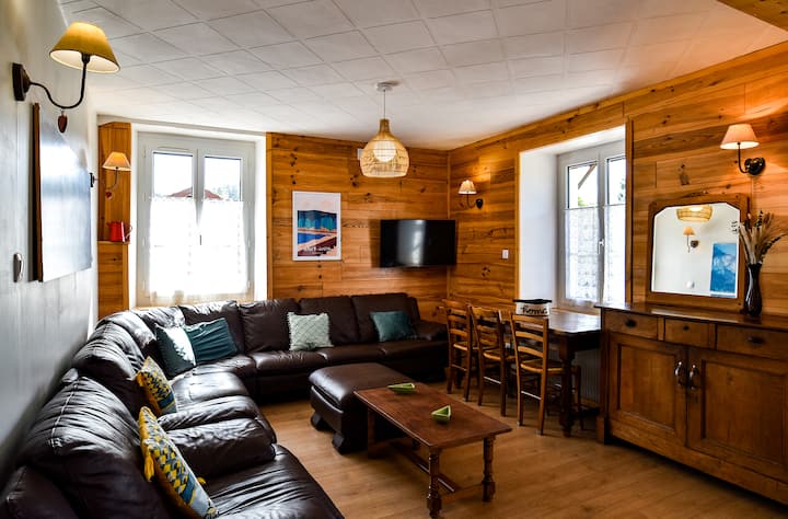 Gîte "Le Passe-montagne" La Rogerie : 10 Personnes - Moirans-en-Montagne
