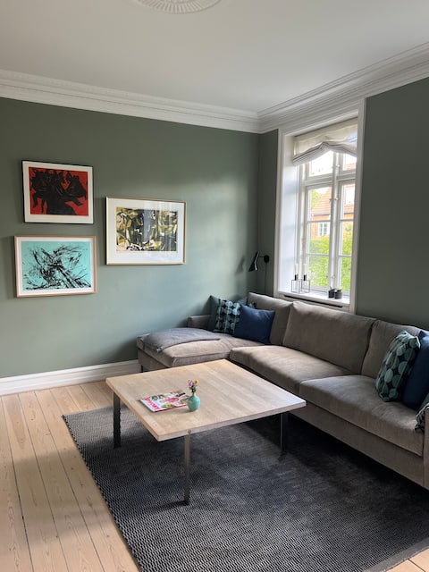 Successful Airbnb property: Cozy house with private garden and parking space in Vanløse