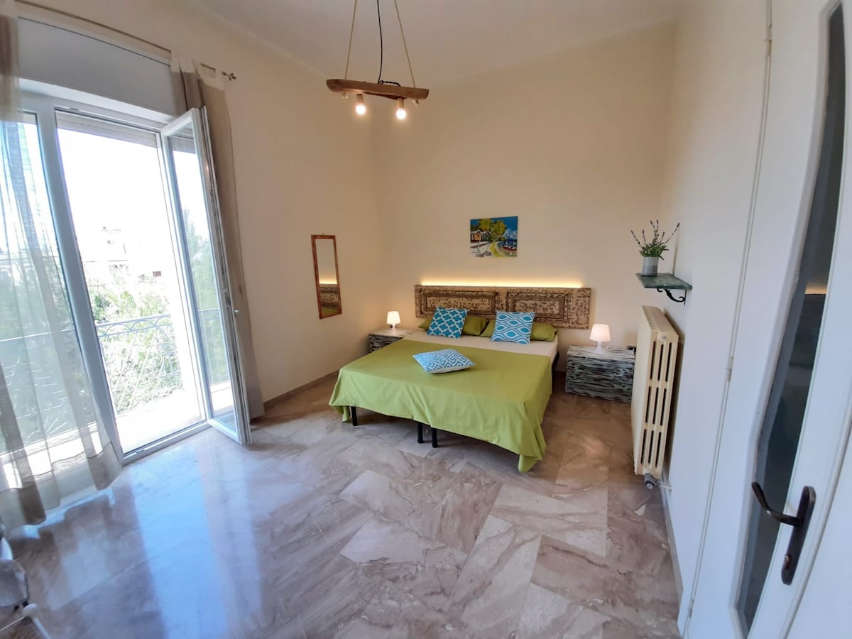Beliebte Airbnb-Anzeige: BRIGHT AND COMFORTABLE HOUSE IN THE GALLIPOLI AREA in Galatone
