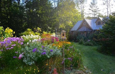 Garden Retreat, Lake Fairlee, Dartmouth & Ski-way