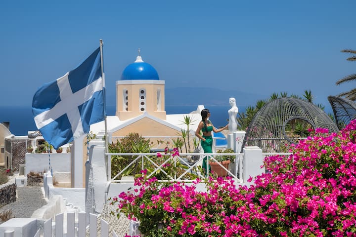 SantoriniParadise: Traditional Cave Residence, Oia