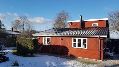 Summer house with 150 m. to the beach