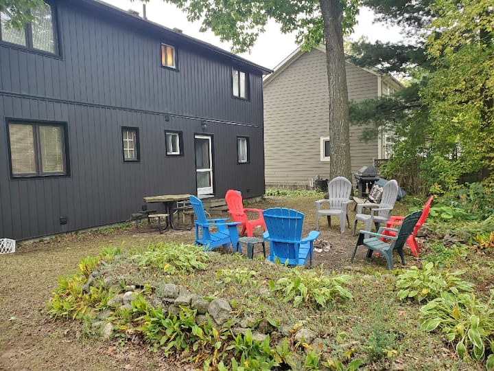 Top 10 Airbnb Vacation Rentals In Grand Bend, Canada Updated 2024