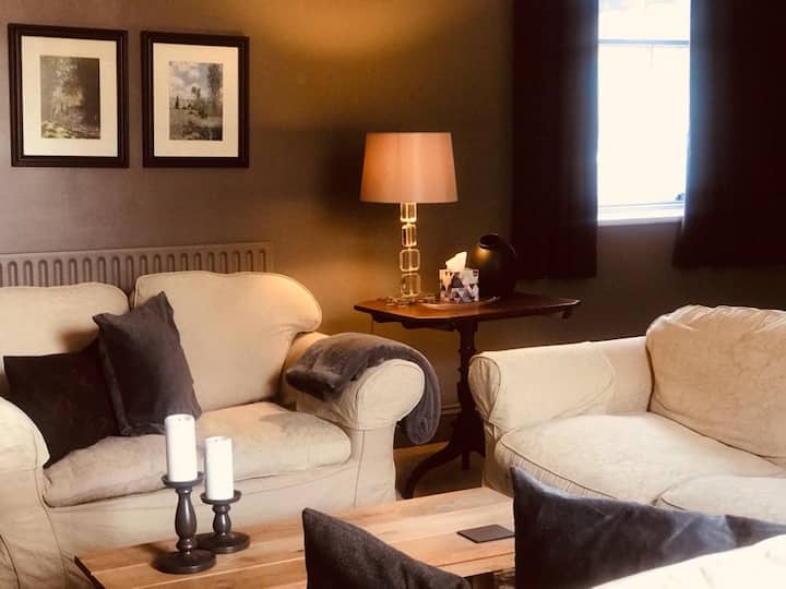 Rockingham Lodge Apartment - Tideswell