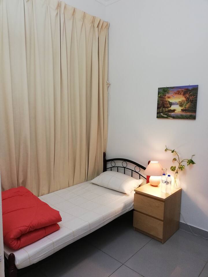 Cheapest PRIVATE Partition ONLY for Single LADY Apartments for Rent