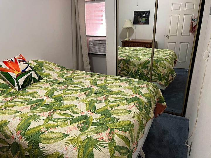 New queen bed second bedrom