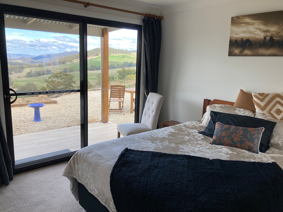 spálňa s manželskou posteľ