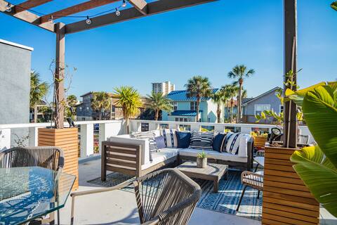 Work from Home | Steps to ocean | Beach Hideaway!