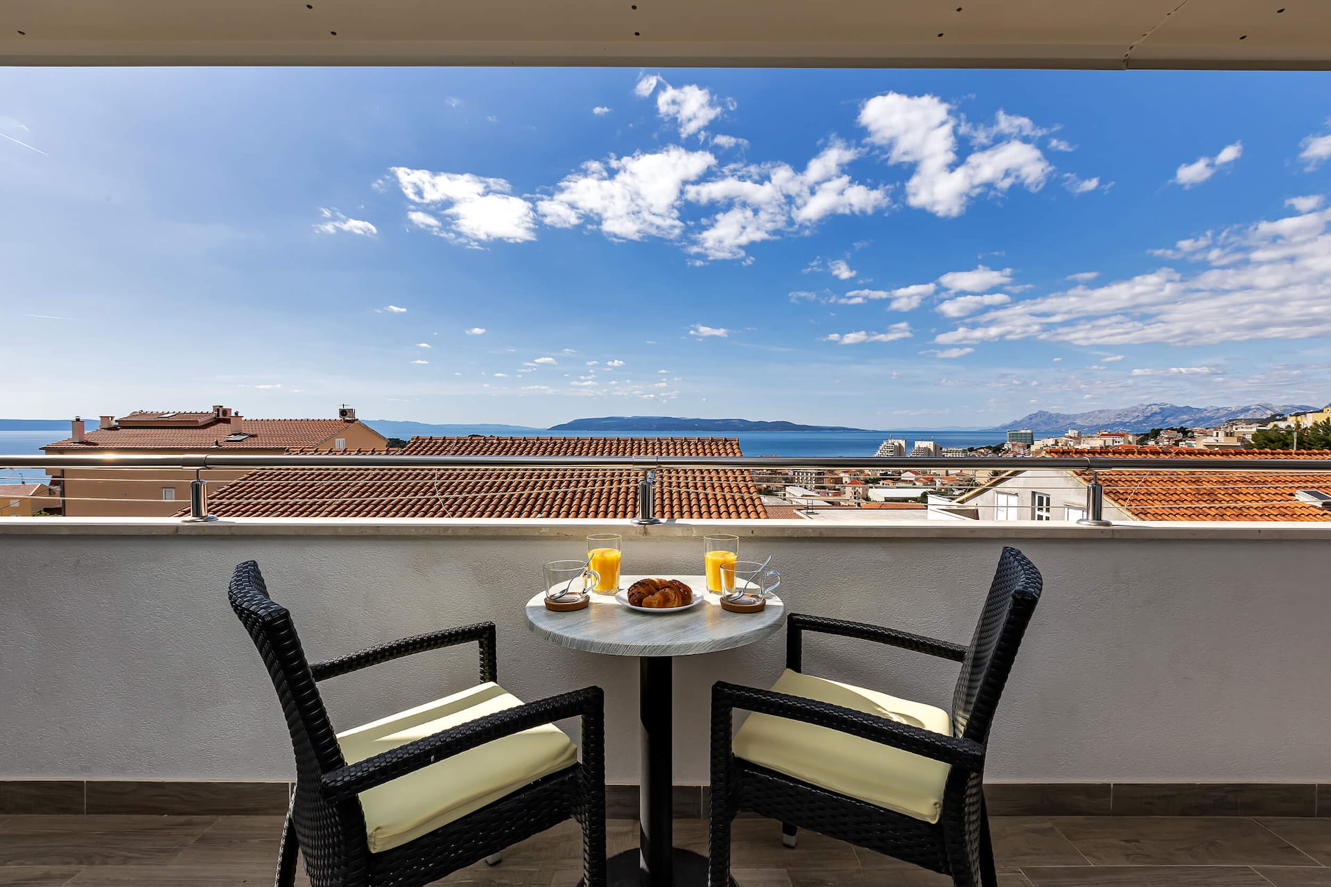 Blue Dream apartment A2 #3 bedrooms#Parking#90m2