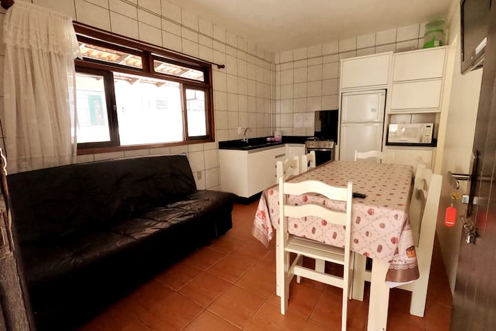 Sala e Kitchen, ambient i konjuguar.