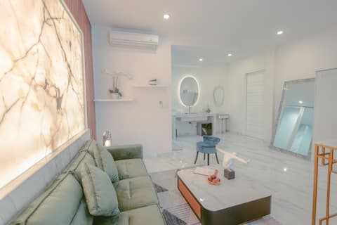 Lux Jungle/River Retreat @ VillaCellaBella