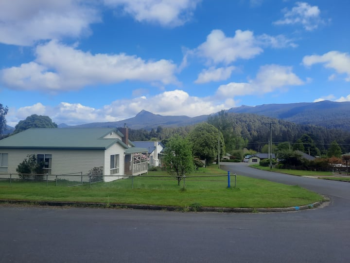 Riders Retreat Maydena Houses for Rent in Maydena, Tasmania