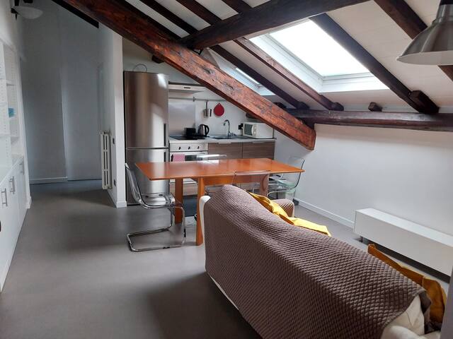 RESIDENCE DE LA GARE – LOFT 2