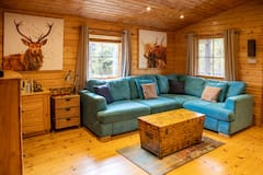 Beech+Lodge+Self+Catering+Log+Cabin+with+Hot+Tub