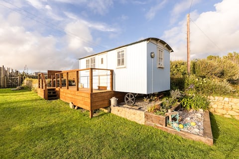 Shepherds Hut in the Hamlet of Dowran NR Penzance