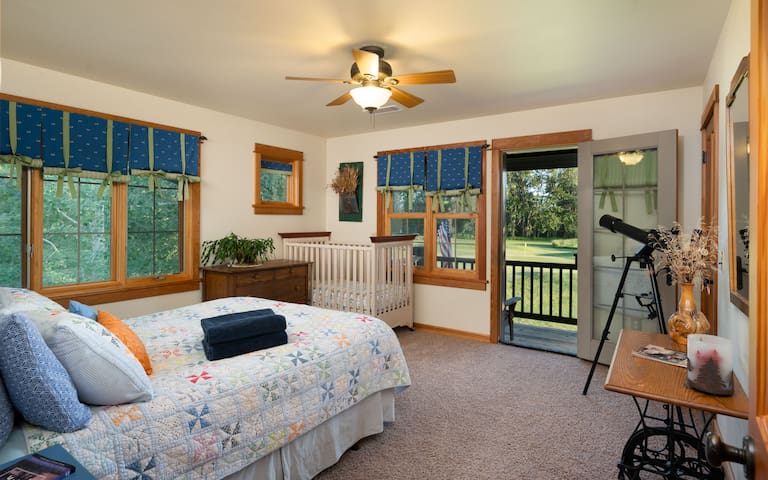 Big Sky Bozeman 2 BR Suite, Perfect for Kids/Pets gallery image 4