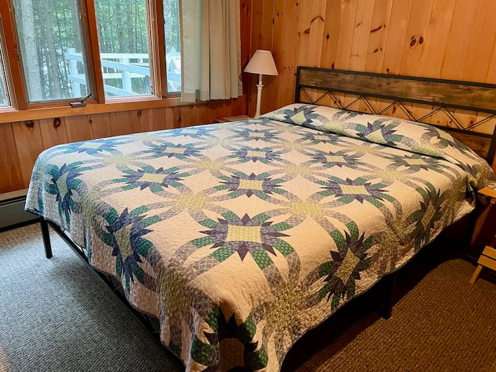 НОВО! 2023 г. - двойно легло, рамка и табла!  Удобно!