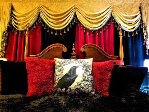 Rose Room - Steampunk Manor Bed & Breakfast