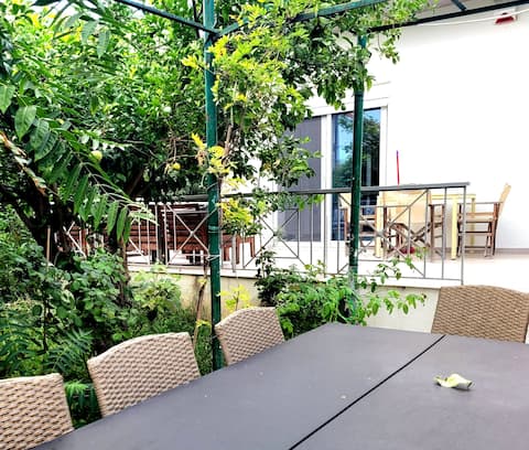 Modern Luxury Garden House in Kifisia