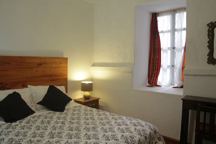 主卧可欣赏露台花园的美景