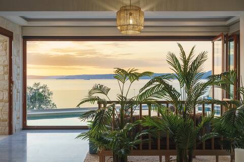 Almy Luxury Villa