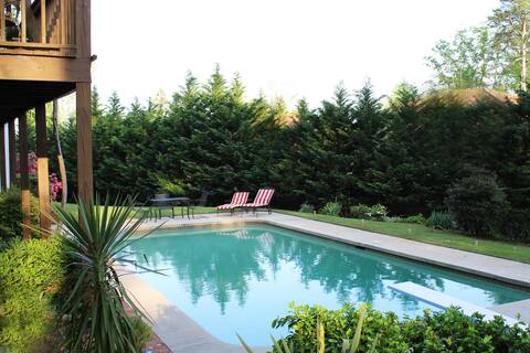 Private Pool Retreat for Families and Small Groups