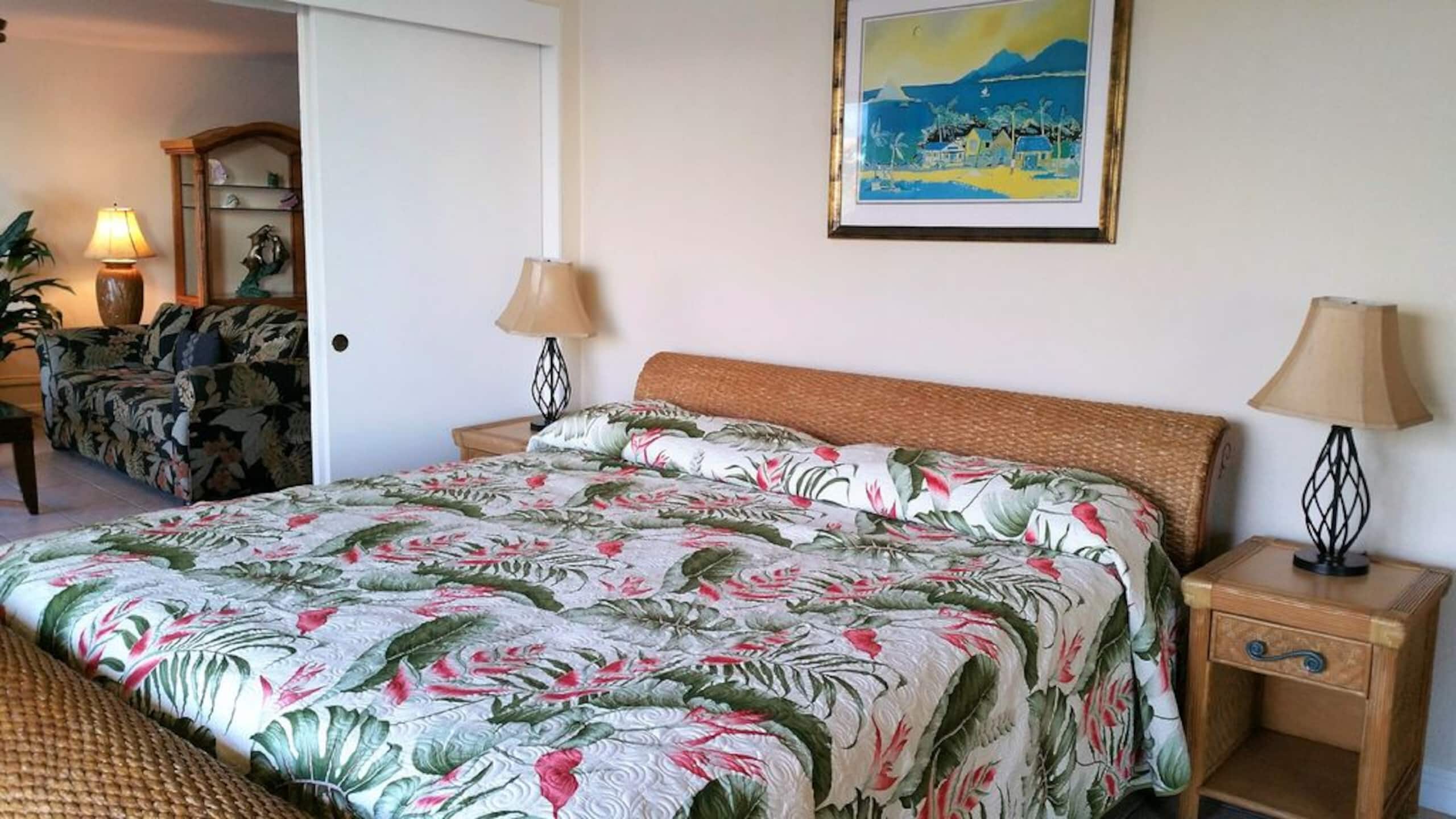 Condo in Lahaina · ★4.87 · 2 bedrooms · 2 beds · 2 baths - Image 4