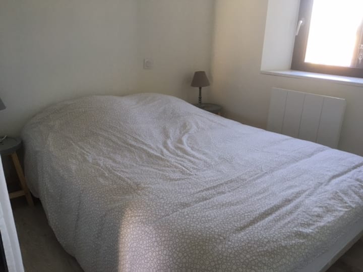 საძინებელი 1