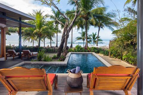 Beachfront Villa Akoya | Center of Santa Teresa