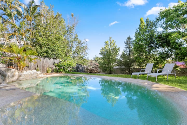 #holidayhousenoosa: perfect for families & friends