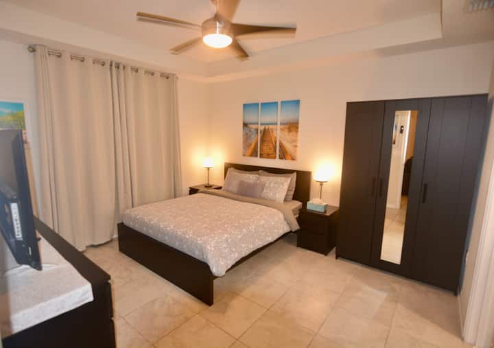 ห้องนอนใหญ่