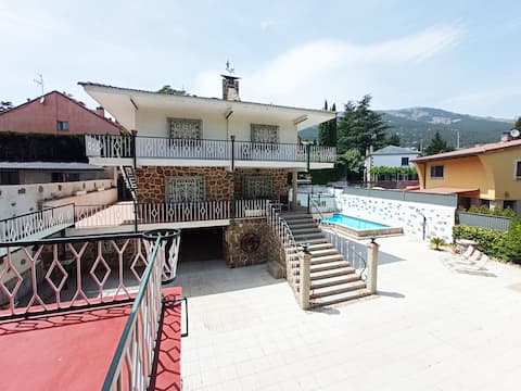 SUYOLUCE, chalet with private pool *El Escorial*