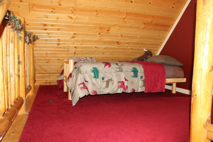 Lit double dans un loft