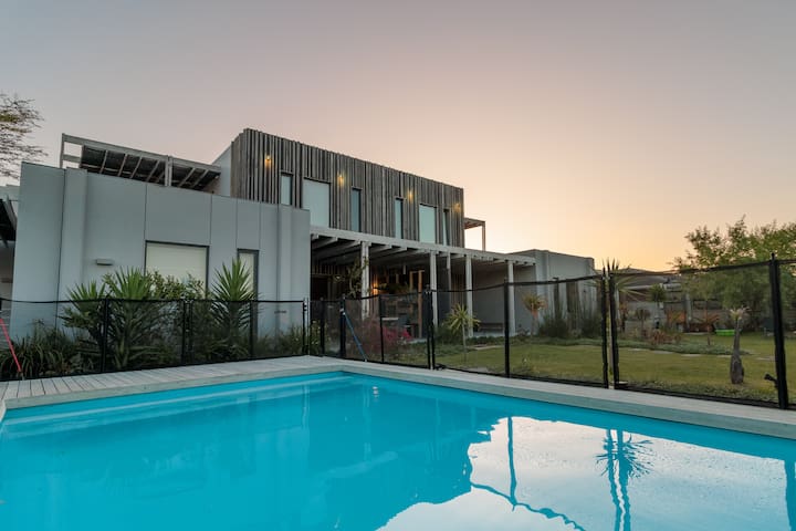 Adam’s Place 4 Friends Apartments Mountain View