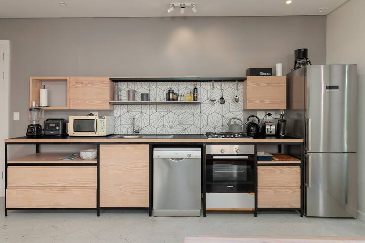 Adam’s Place 4 Friends Apartments Sunrise gallery image 3