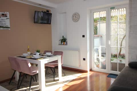 Top Airbnb: Classy apartment Zagreb - Maksimir in Maksimir