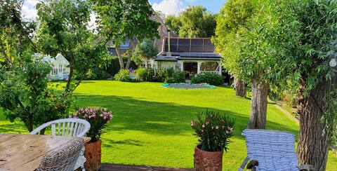 charming farmhouse for 9 guests
