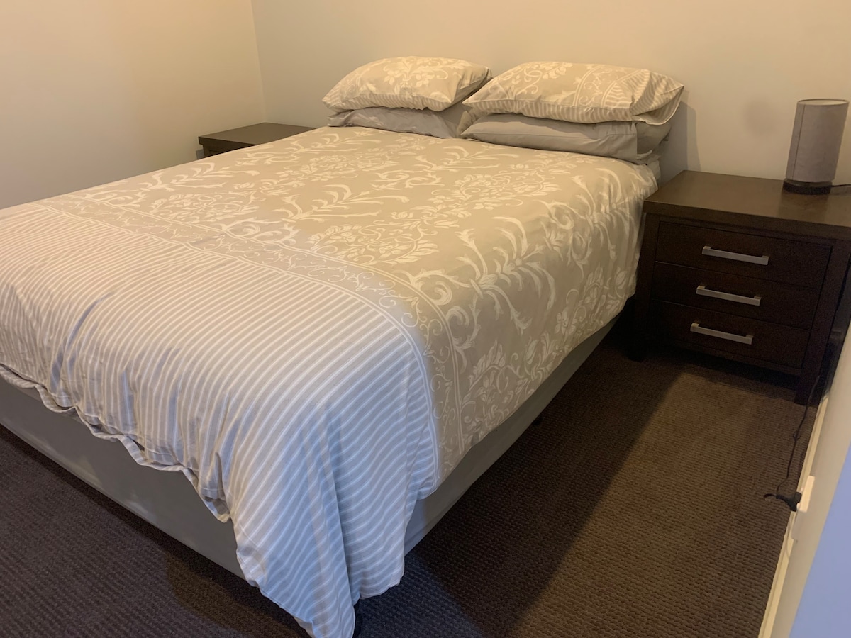 Двойно легло  в стая 2 