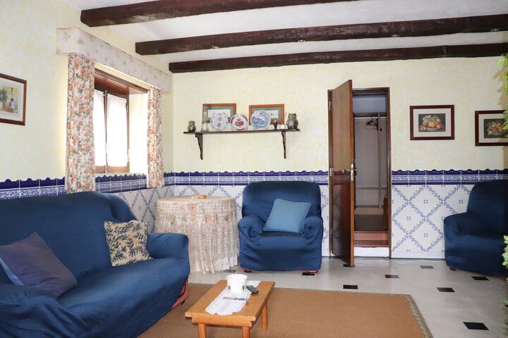 A Mouros House with swimming pool | Ericeira gallery image 5