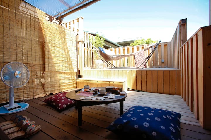 Machiya with hammock and terrace