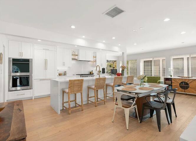 Paradise in Venice – Next to Abbot Kinney! gallery image 5