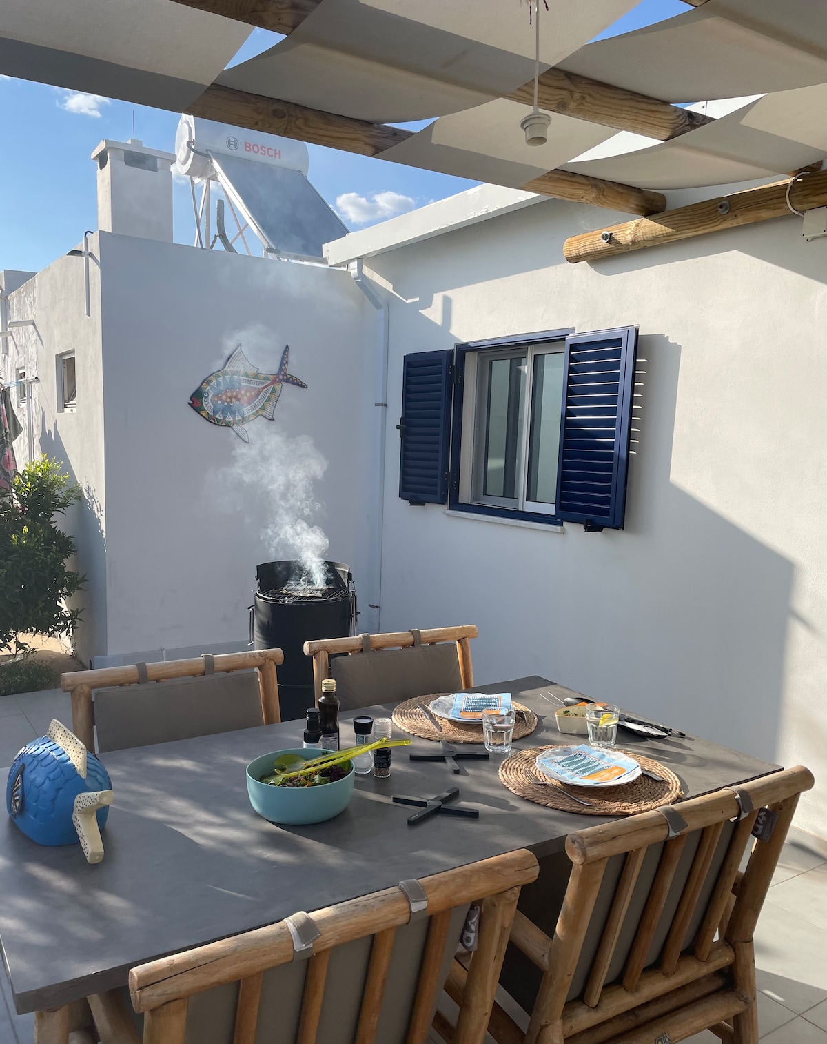 Eethoek en keuken – Casa das Árvores, Ilha Armona Algarve