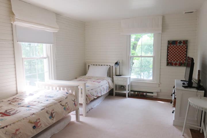 Bedroom # 4 with TV
