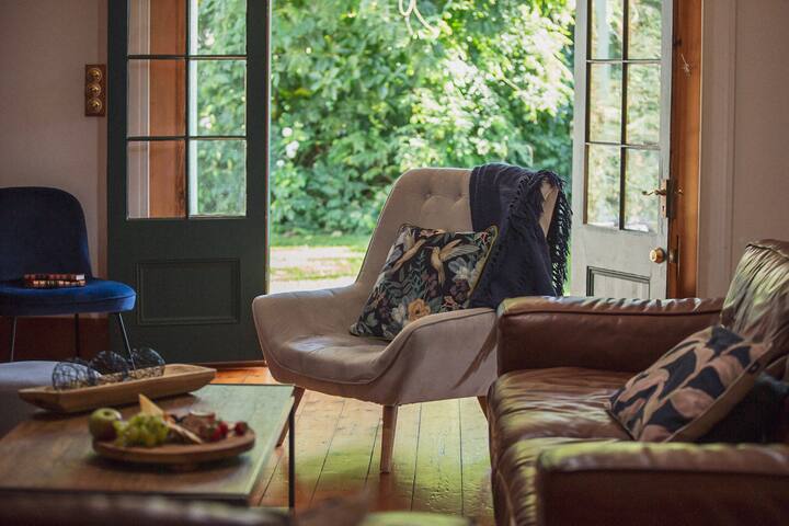 CLAYFIELD HOMESTEAD – rustic country accomodation gallery image 4